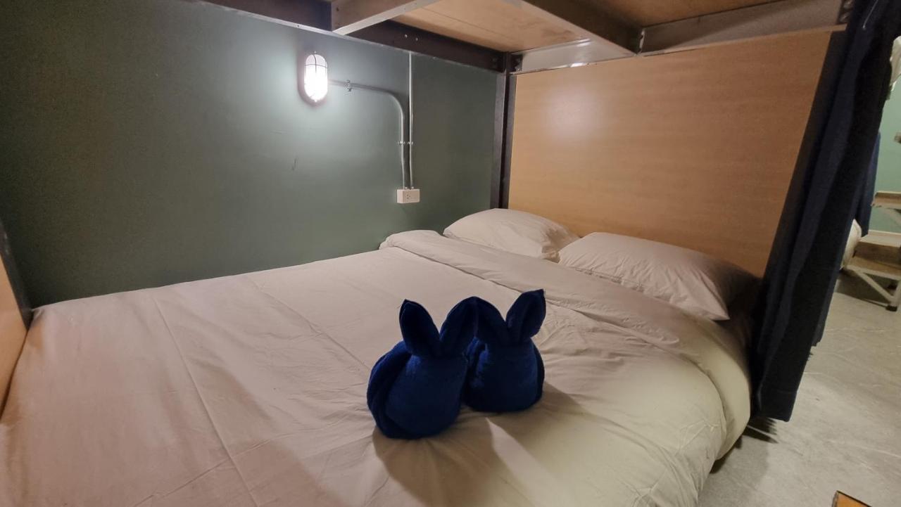 Glur Hostel Pattaya Walking Street Exterior photo